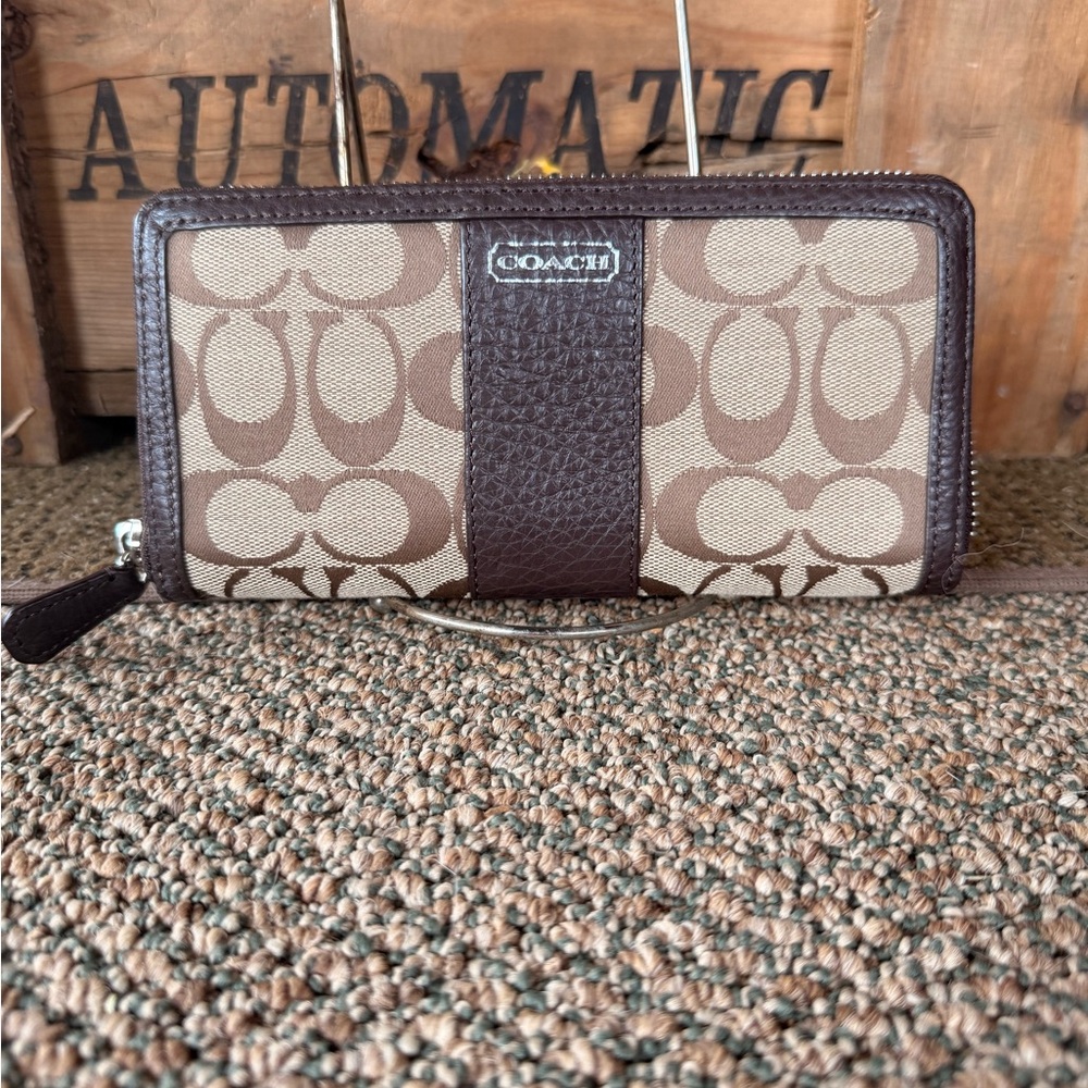 Coach Accordion Zipper Wallet